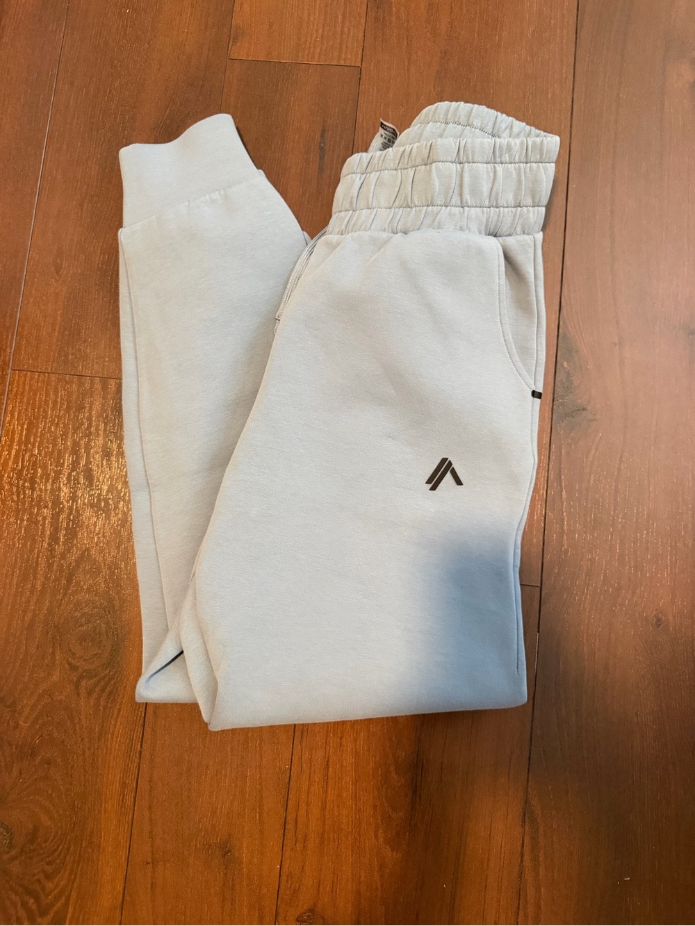 Alphalete ELMTS Cuffed Joggers Sweatpants Fog Blue Men's Size Medium M